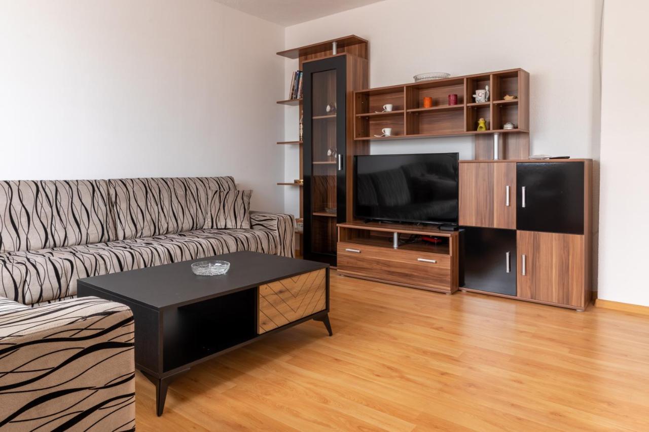 Ba Apartment